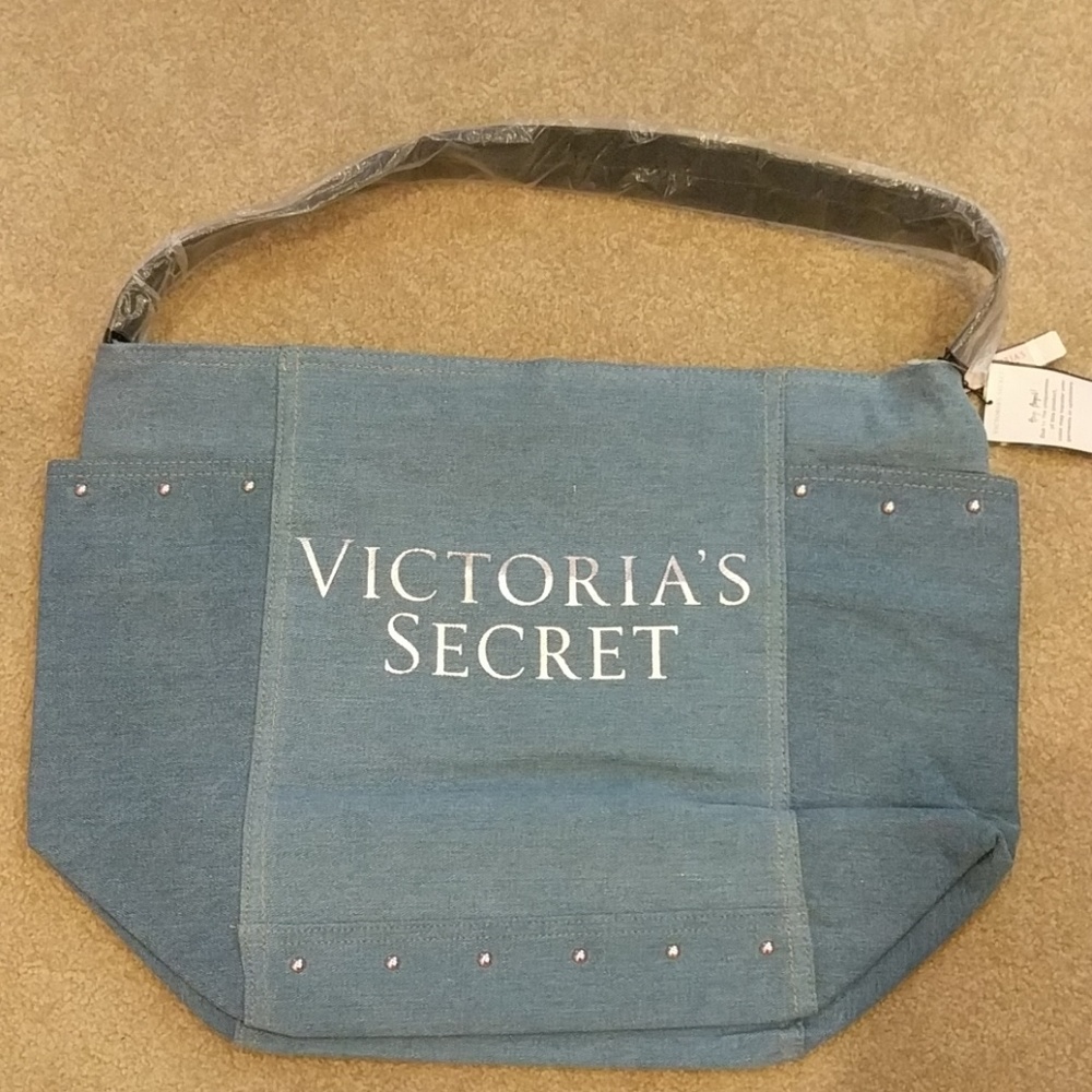 NWT Victoria's Secret tote bag with pockets